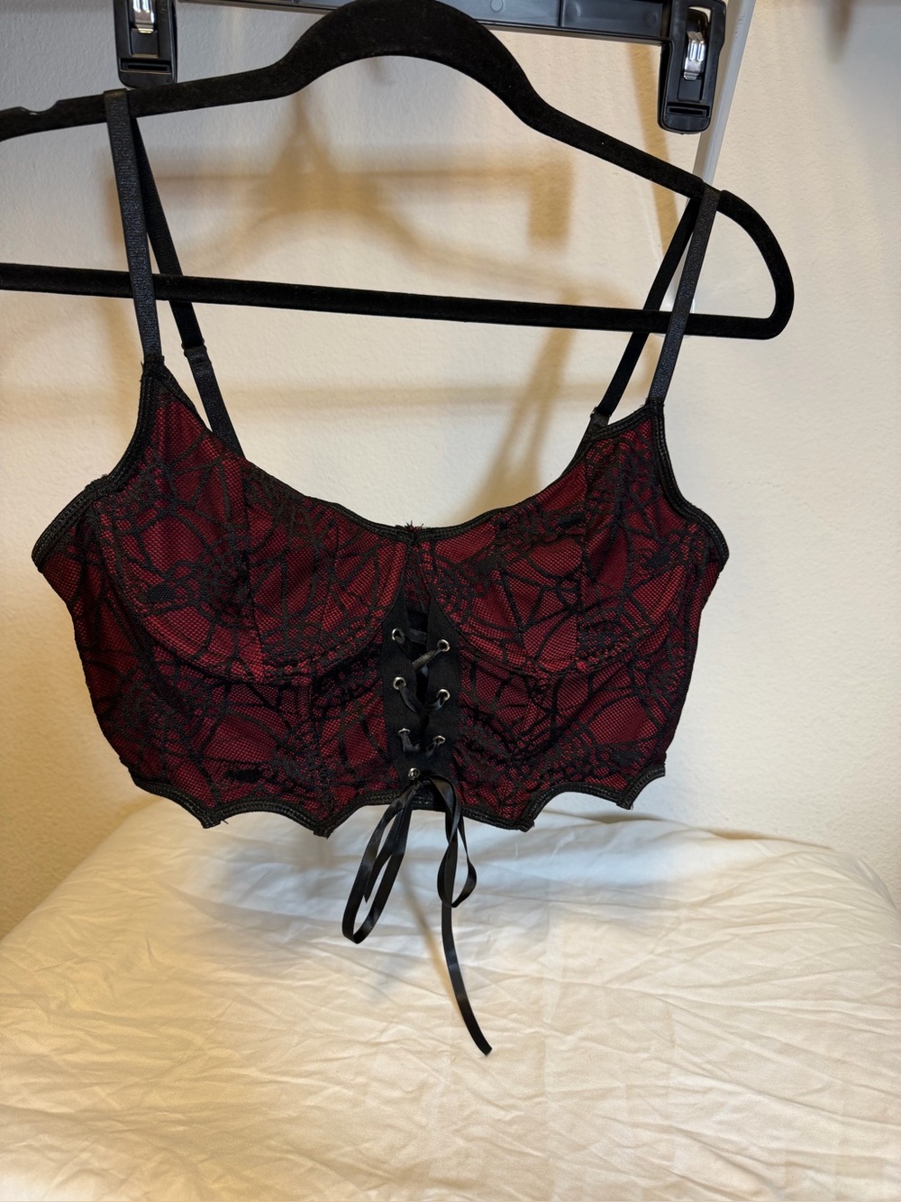 Romwe Large Lace-Overlay Corset Bralette - Red